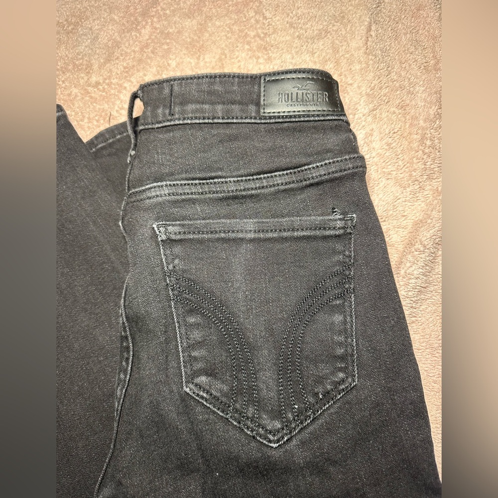 Hollister black Mid-Rise Bootcut Jeans - Picture 4 of 4
